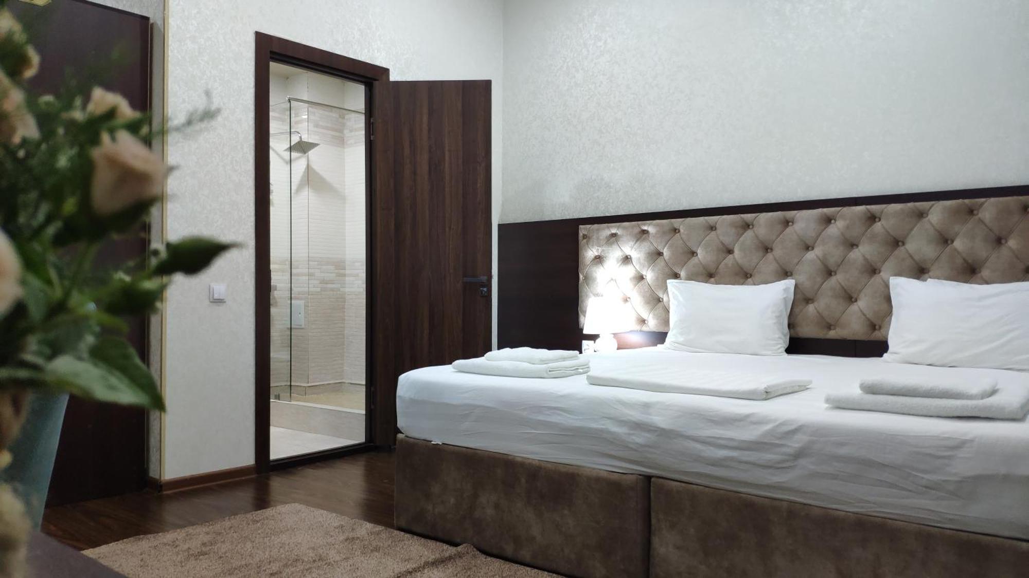 טשקנט Grand Turon Plaza Hotel מראה חיצוני תמונה