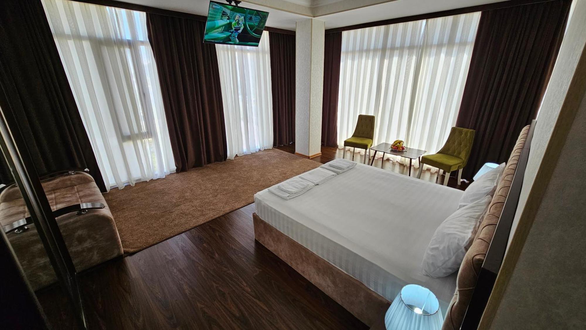 טשקנט Grand Turon Plaza Hotel מראה חיצוני תמונה