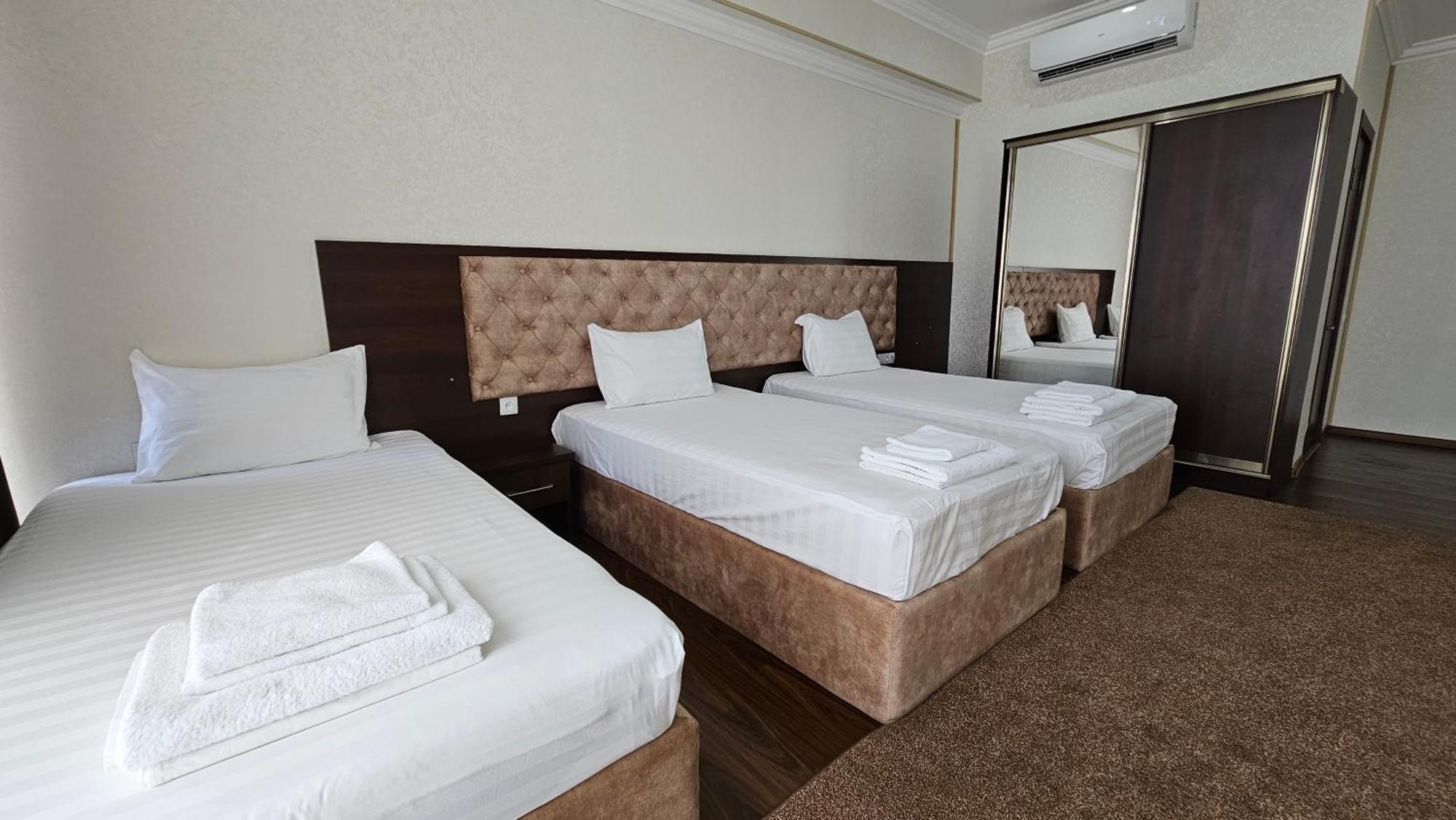 טשקנט Grand Turon Plaza Hotel מראה חיצוני תמונה