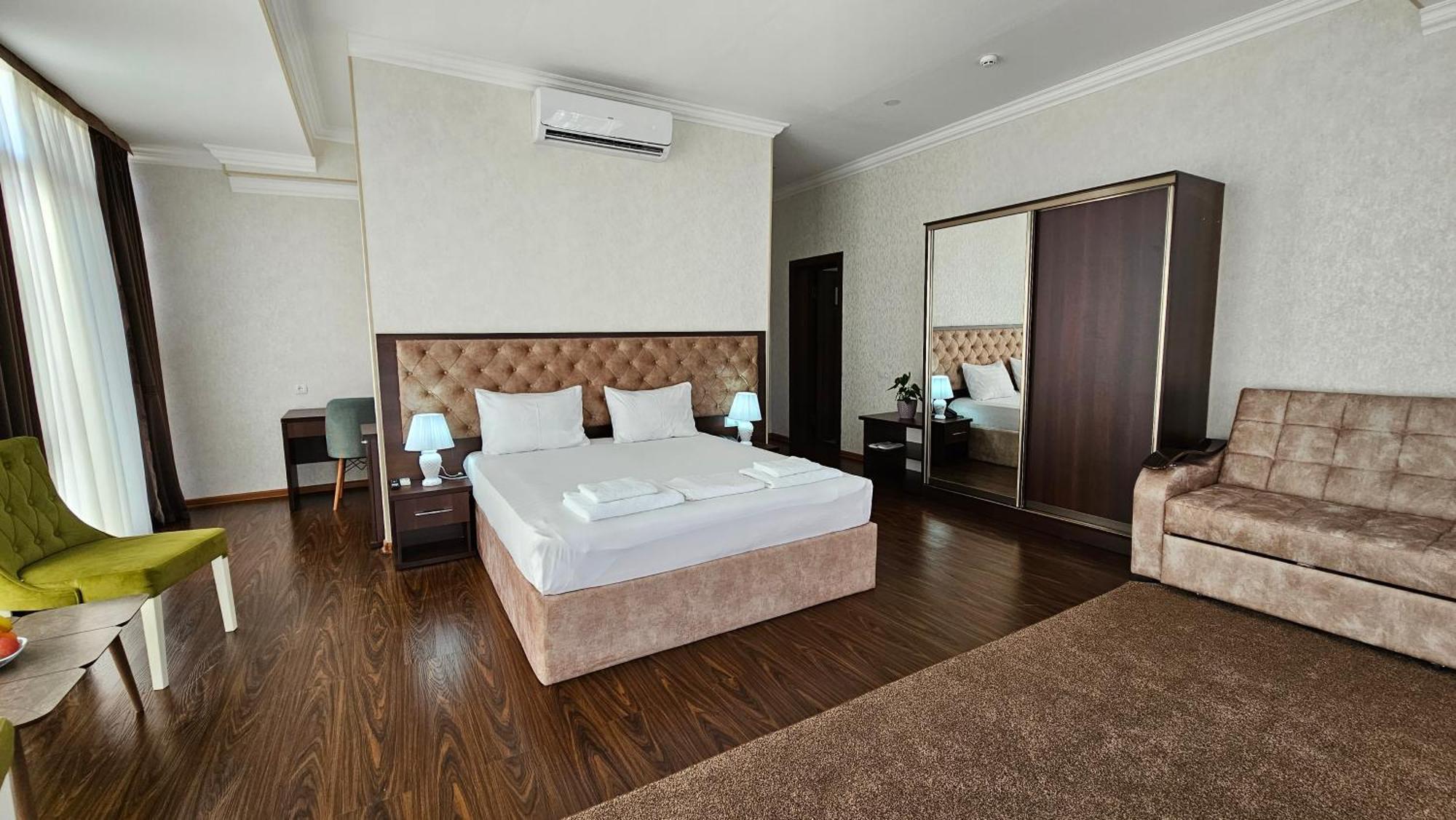 טשקנט Grand Turon Plaza Hotel מראה חיצוני תמונה