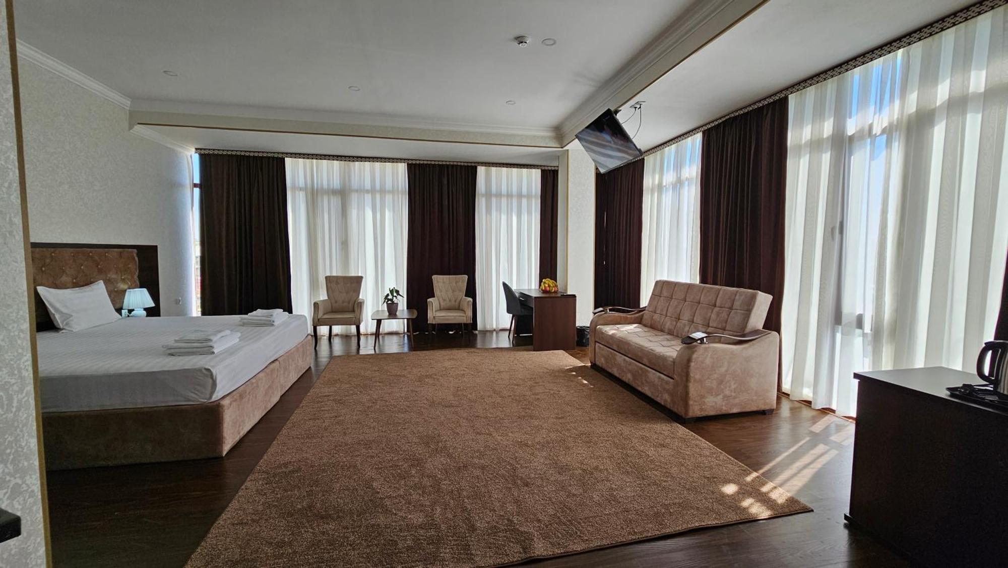 טשקנט Grand Turon Plaza Hotel מראה חיצוני תמונה